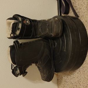 K2 snowboarding  boots
